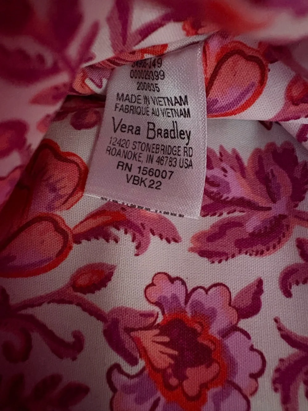 Vera Bradley Small Vera Quilted Tote Bag - Picture 12 of 12